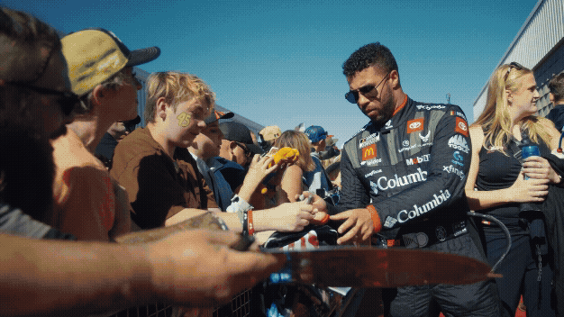 Phoenix Raceway GIF