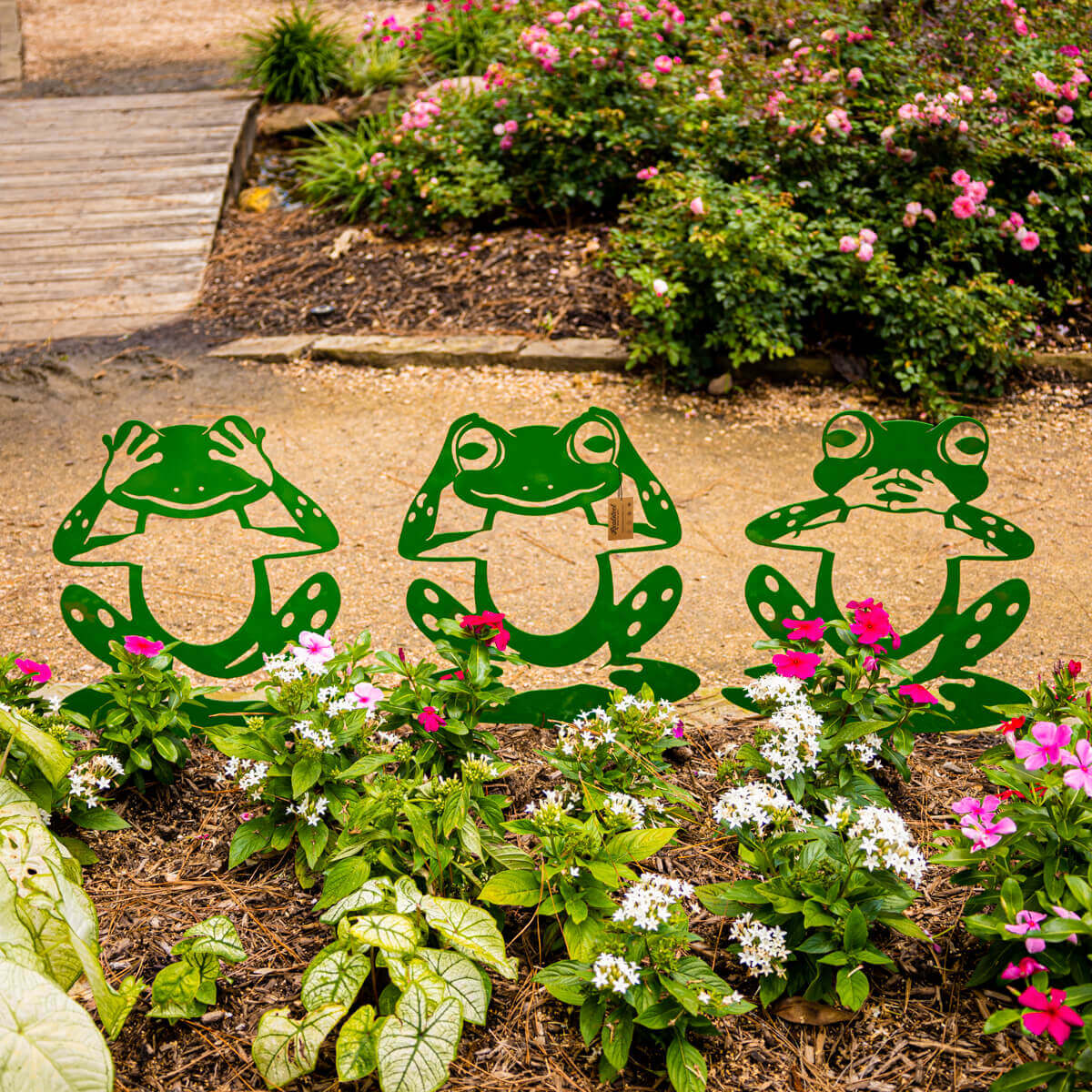 Image of Garden Art - Frogs 3 Pack