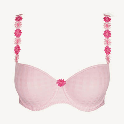 MJ Avero lily rose