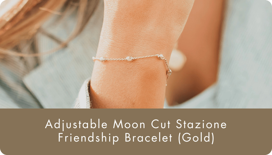 Adjustable Moon Cut Stazione Friendship Bracelet (Gold)