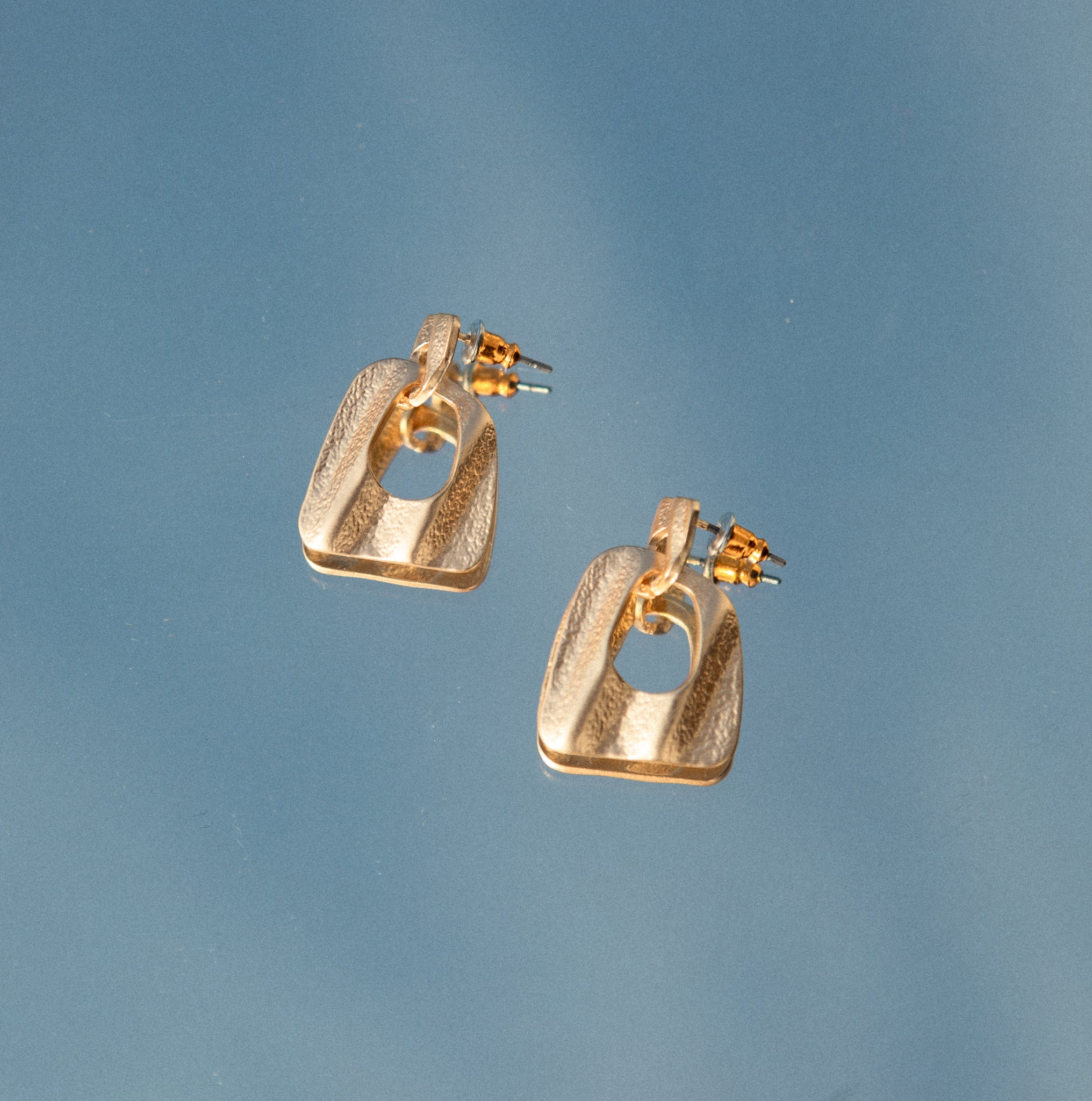 Sutton Wavy Earrings