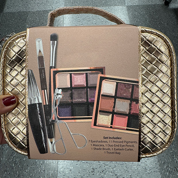 Beauty travel set found in a Ross Store