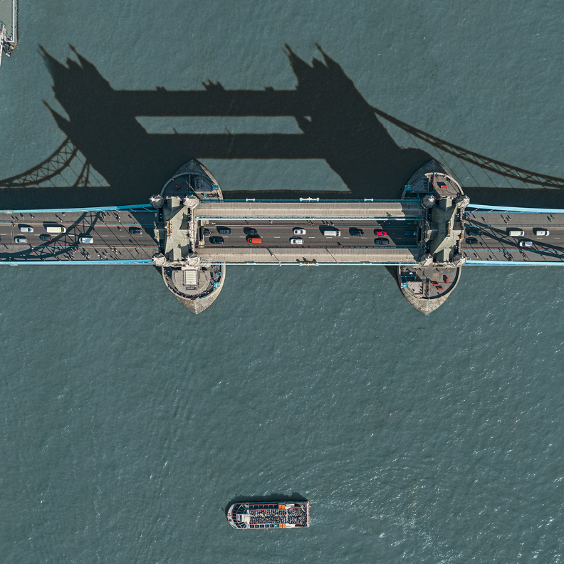 photograph of tower bridge in london