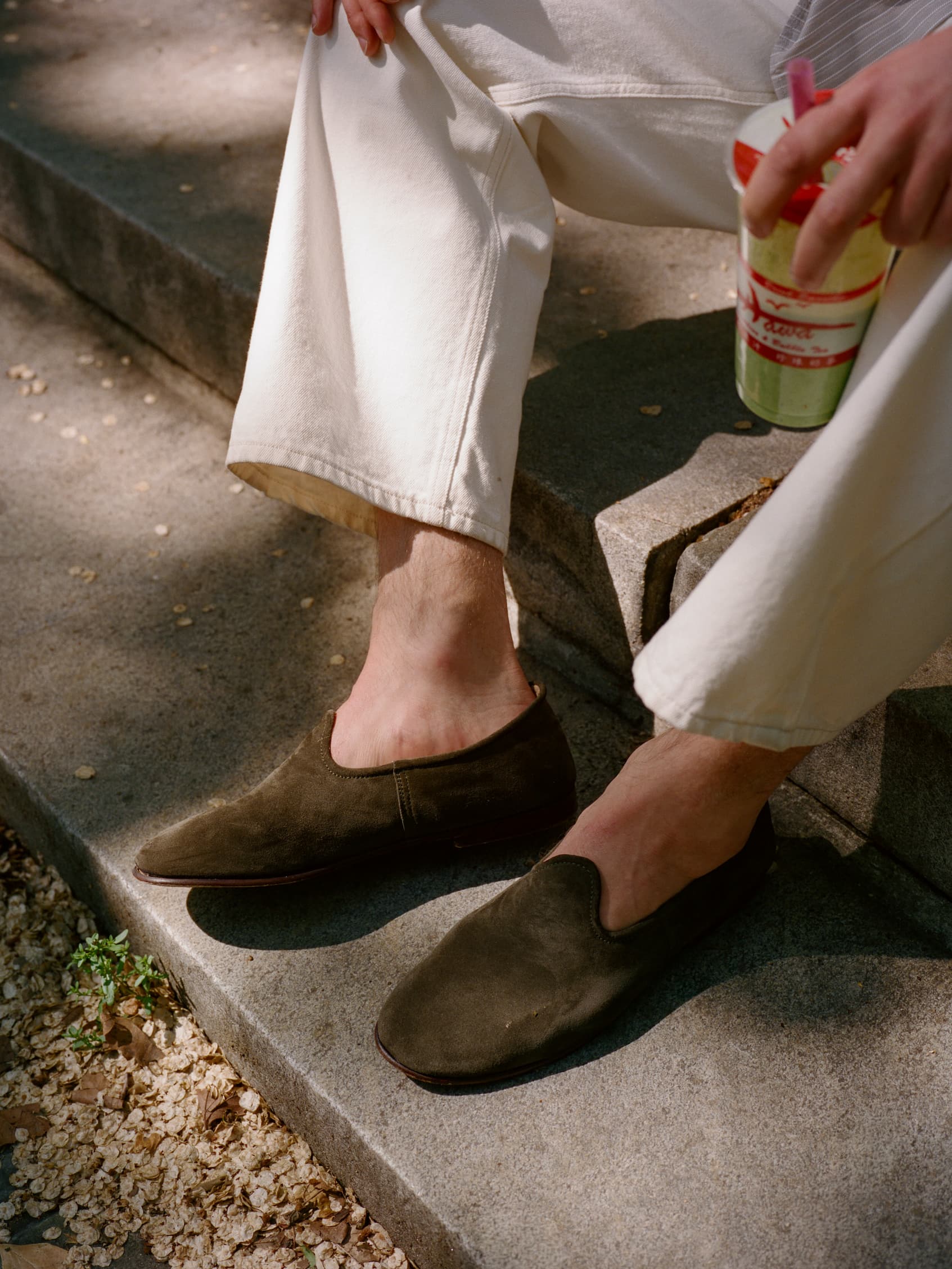 alt