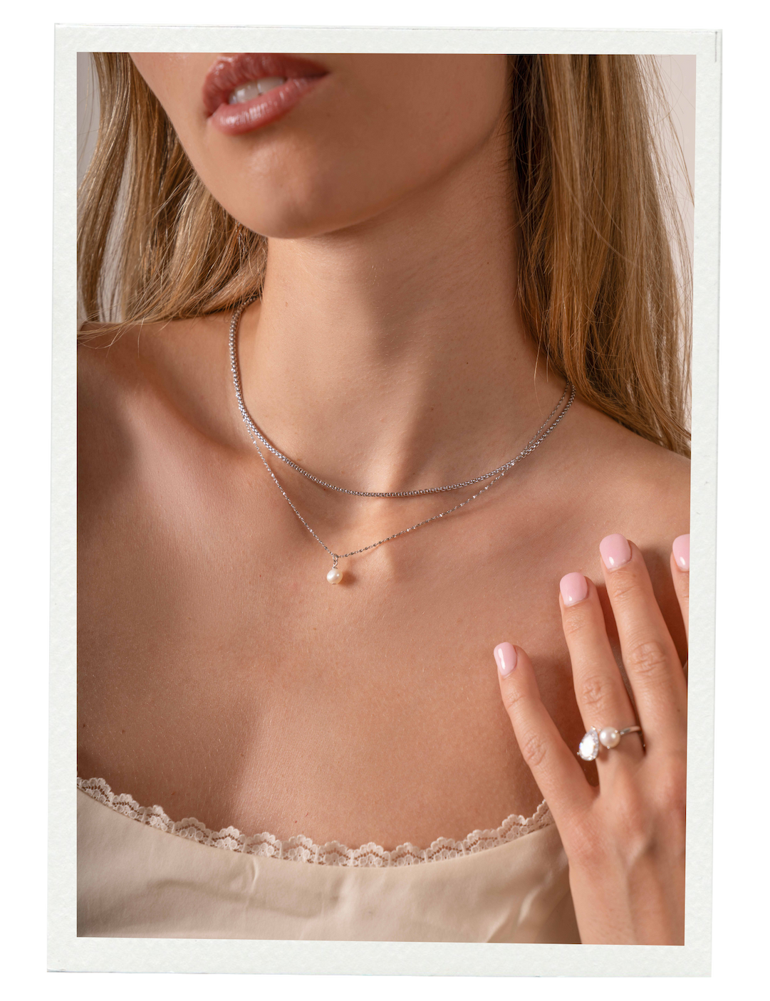 pearl necklace