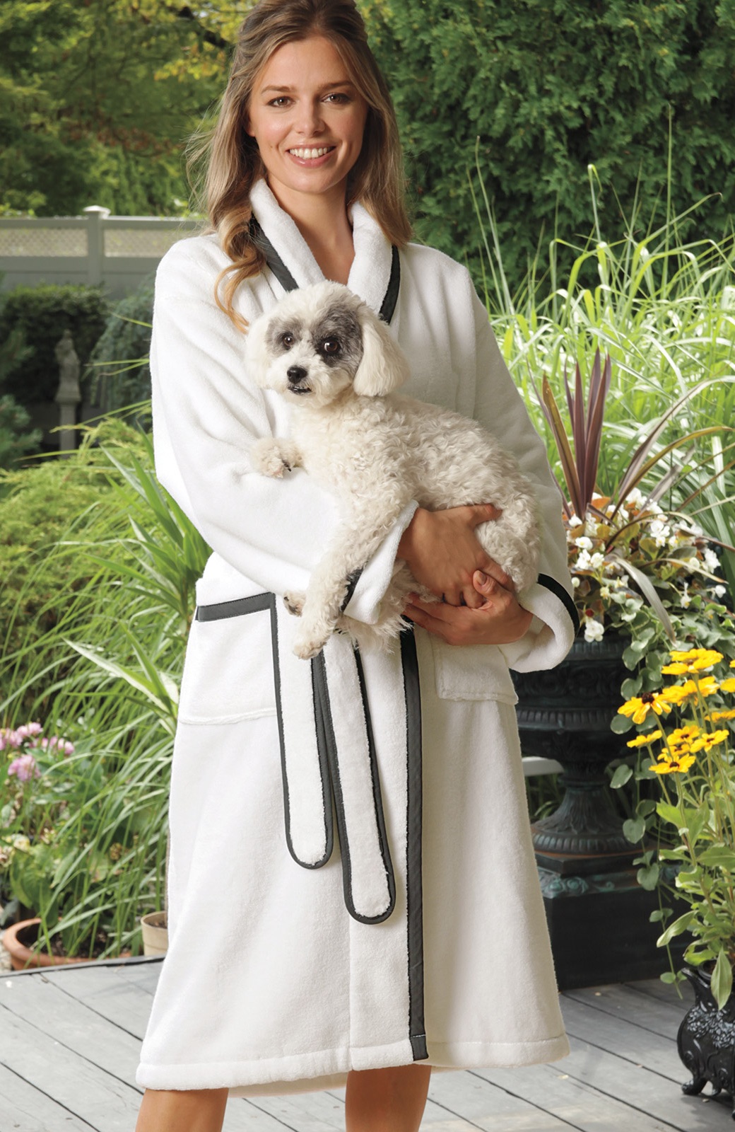 100% extra-long staple cotton bath robe with Blue or Charcoal Gray accents.