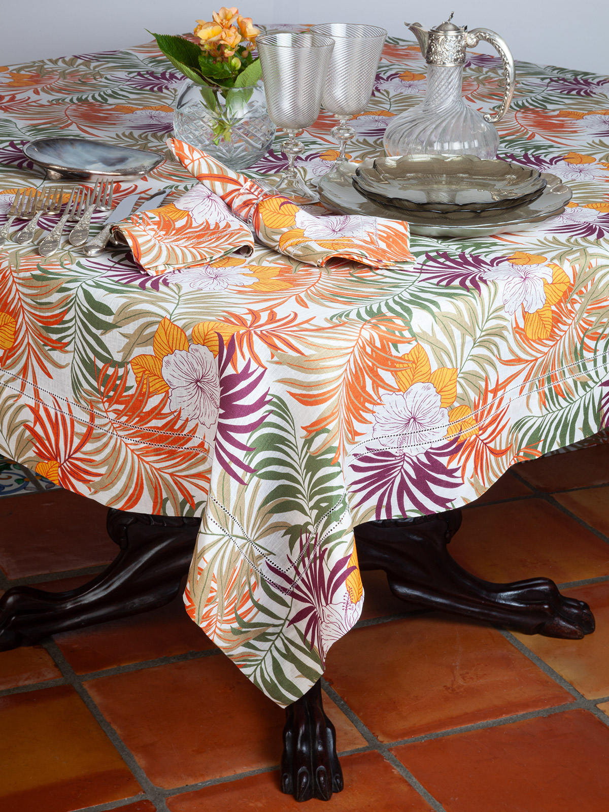 Hawaii Table Collection