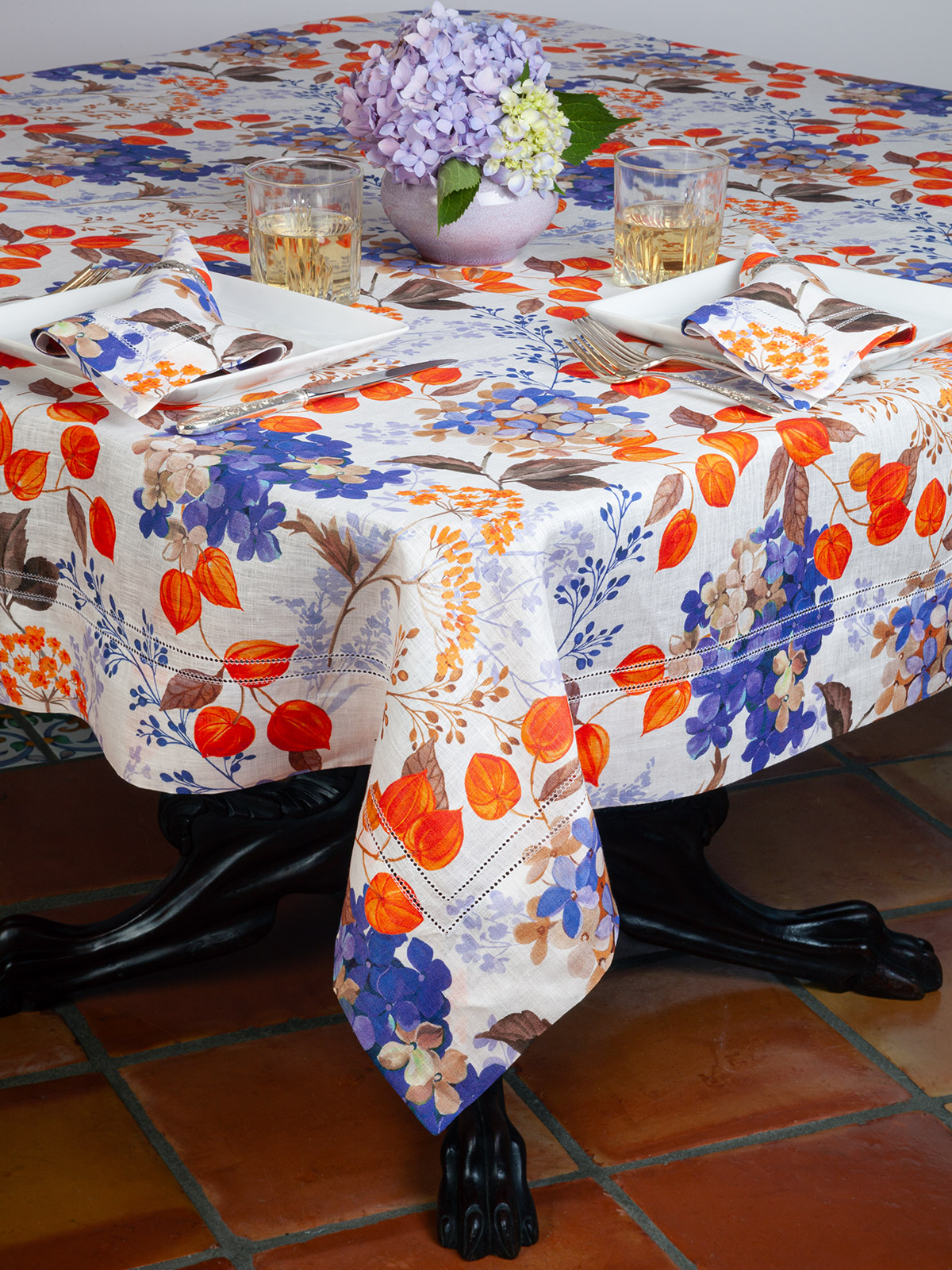 Hortensia Table Collection