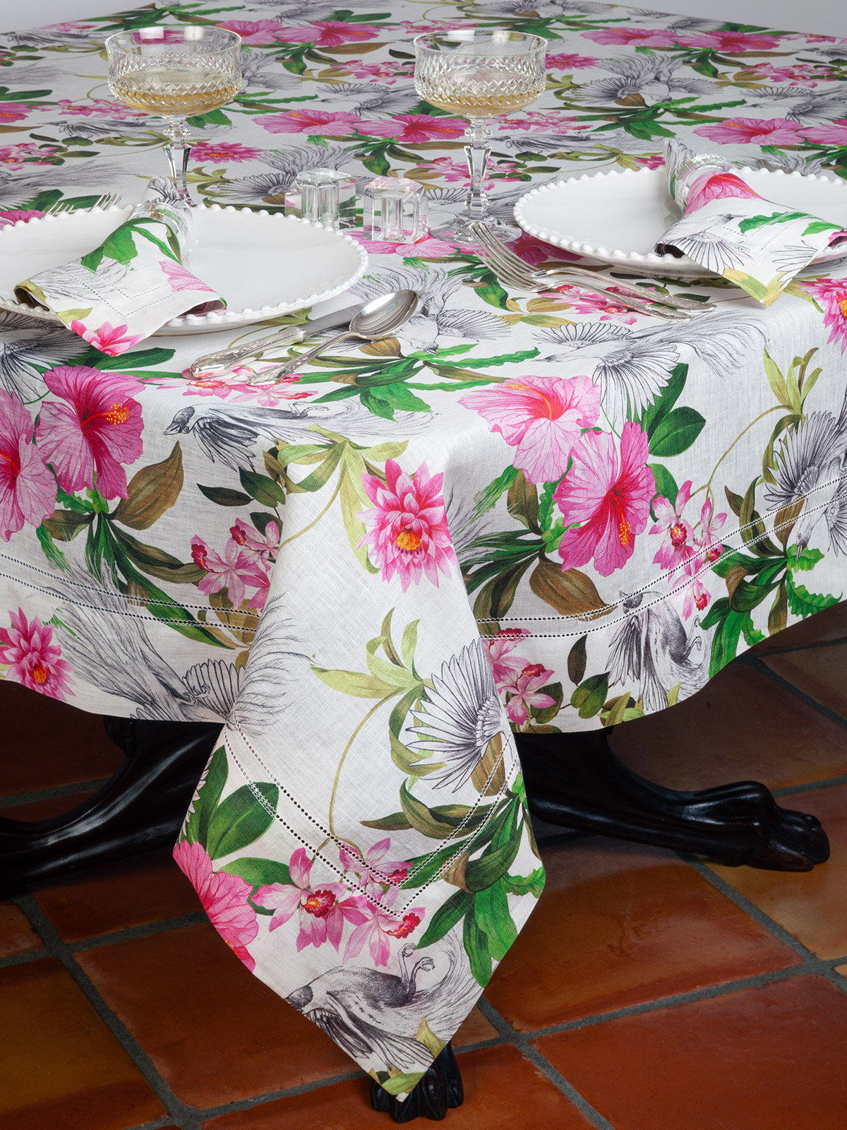 Paradise Island Table Collection
