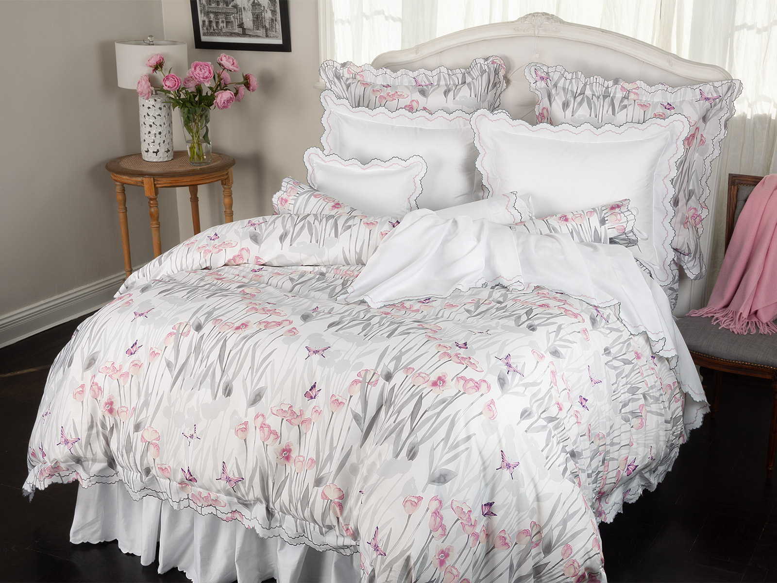 Fluttering butterfly wings and friendly flora pop cheerily with ultrasoft colors against a beautiful White backdrop of 300 thread count sateen.