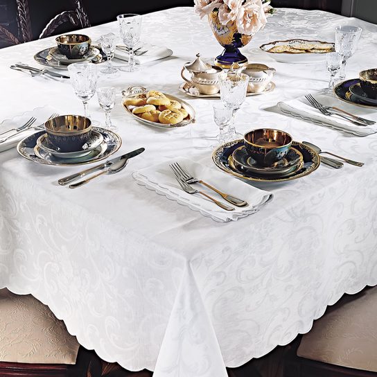 Our table collections: From modern sophistication to cute themed embroideries!