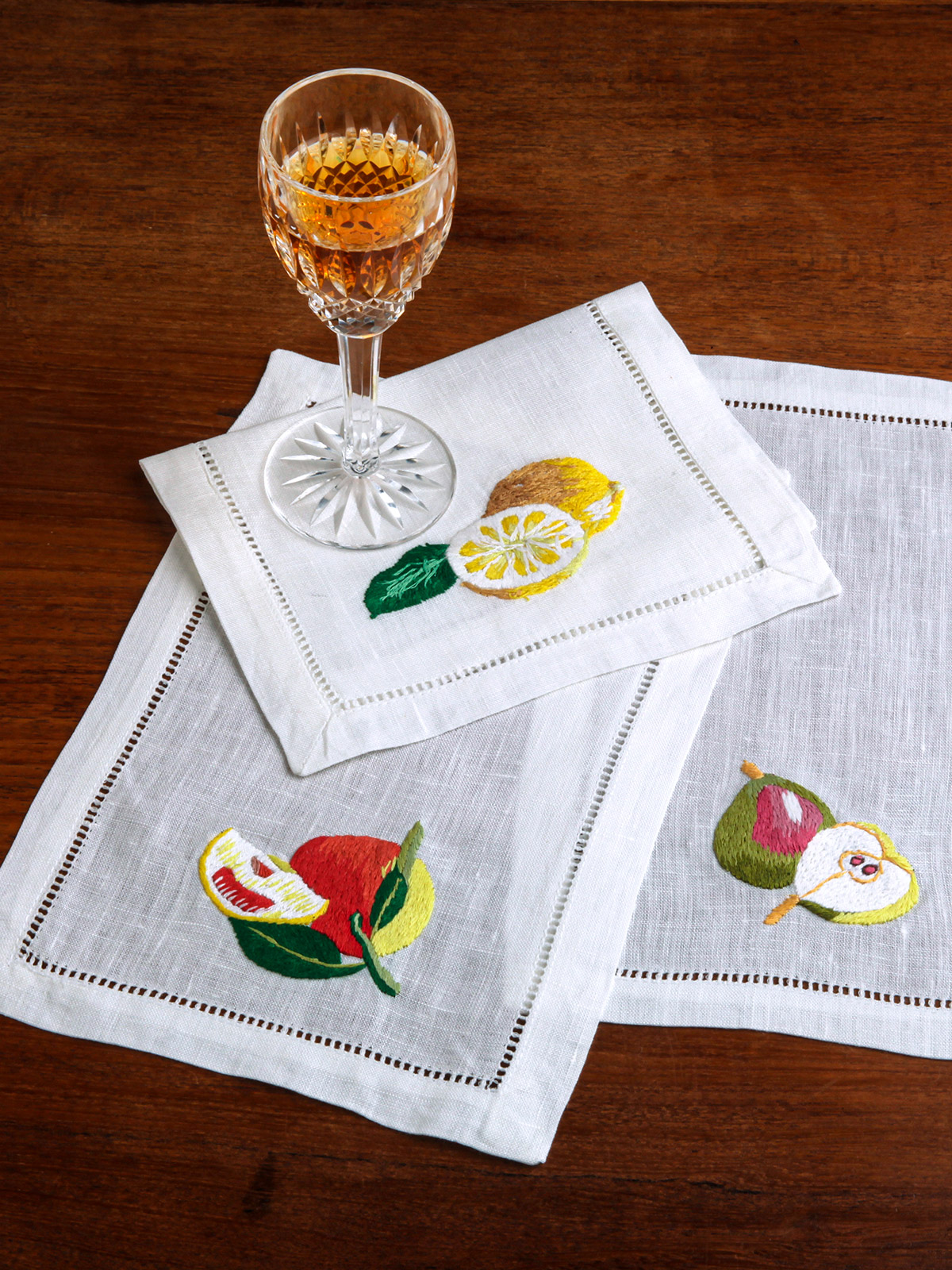 Macaron Cocktail Napkins