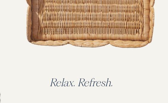 Scallop Rattan Tray