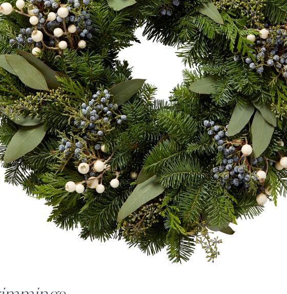 Fresh White Berry Wreath