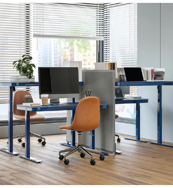 airLIFT® Free-Standing Desks