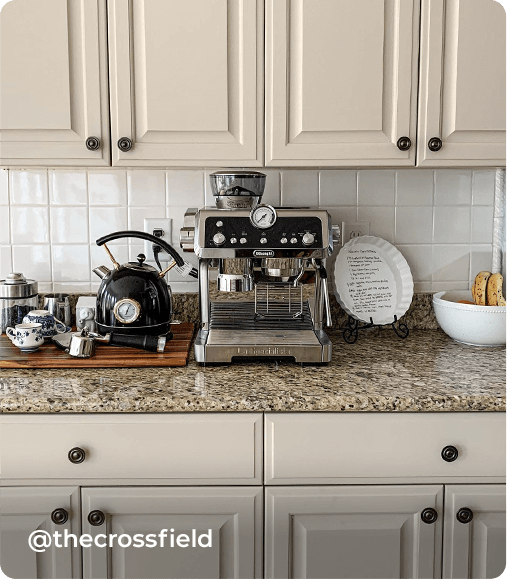 Contemporary kitchen with cabinet painted in Shiitake. Photo courtesy of @thecrossfield.