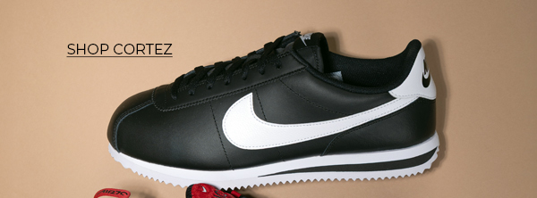 NIKE