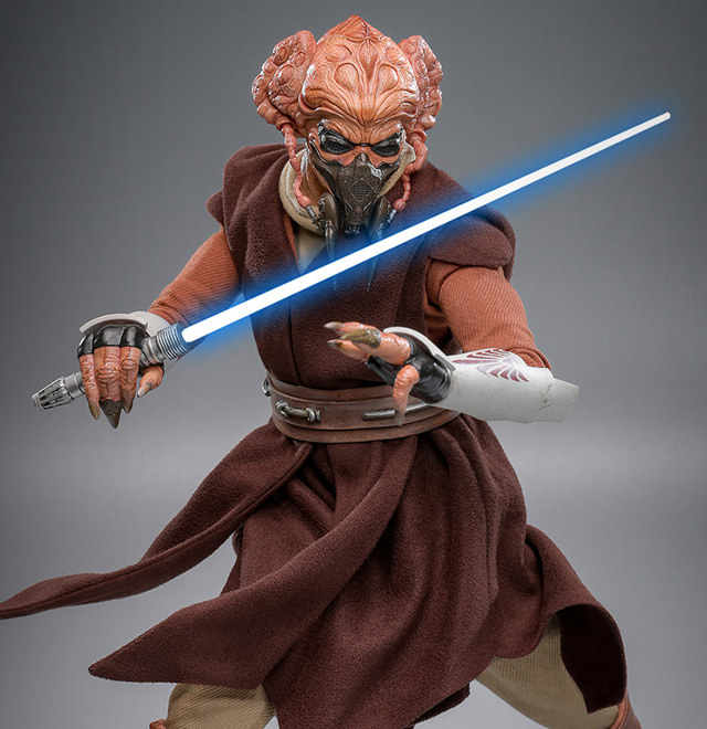 Plo Koon Sixth Scale Figure