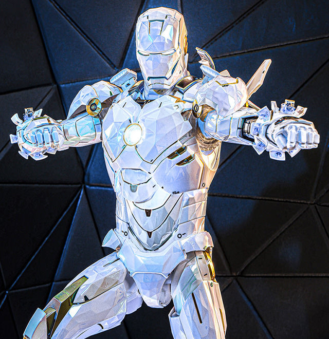 Iron Man Mark IV (Sub-Zero Fractal Armor) Sixth Scale Figure