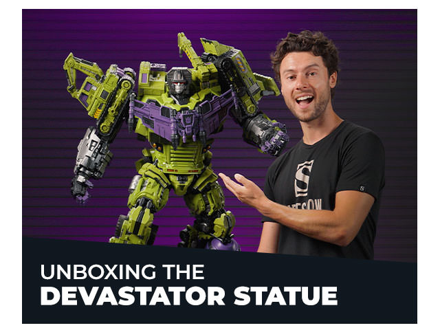 Unboxing the Devastator Statue