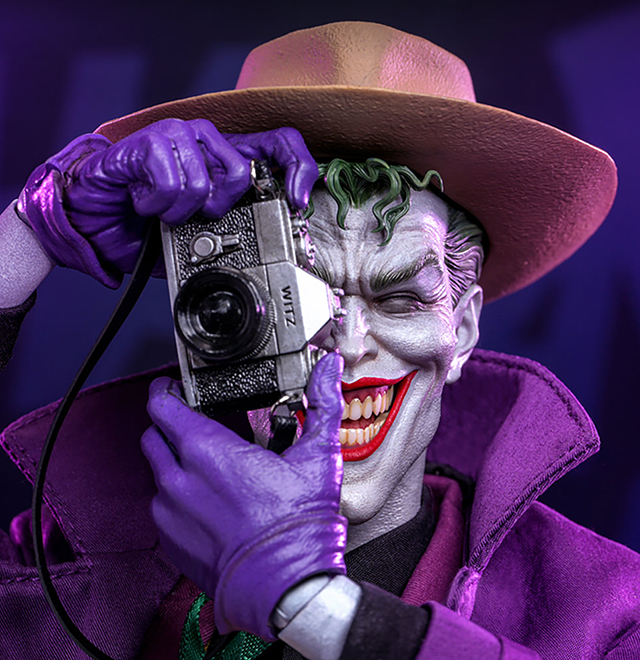 The Joker Sixth Scale Figure