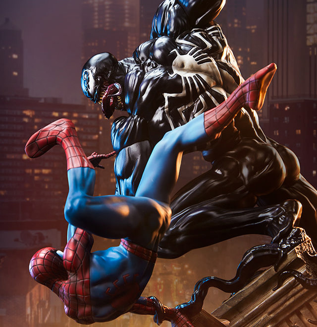 Spider-Man vs Venom Maquette