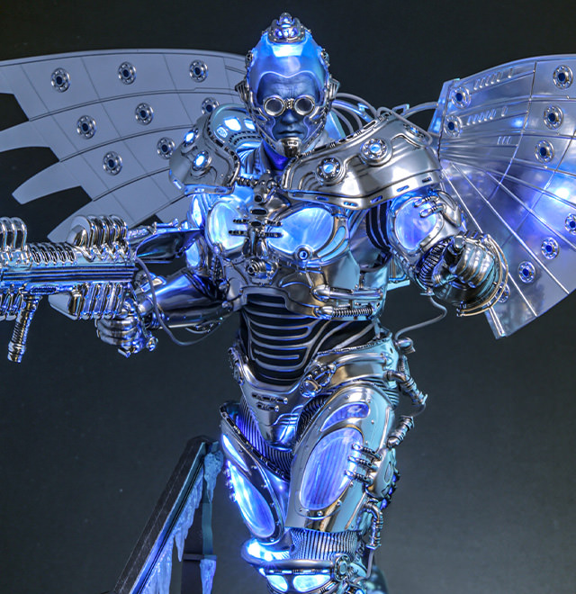 Mr Freeze Deluxe Sixth Scale Figure