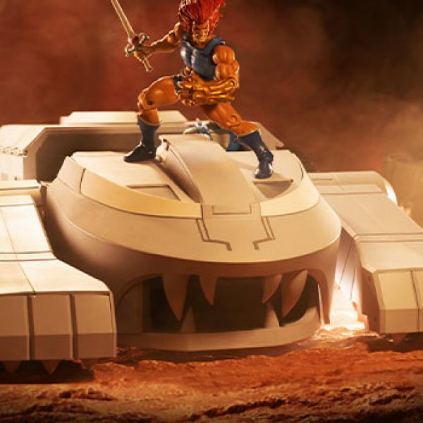 ThunderTank Scaled Replica by Super 7