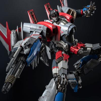 Starscream DLX Action Figure