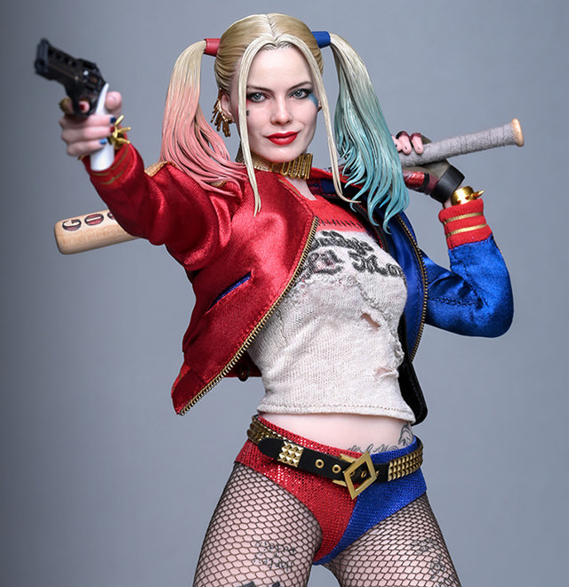 Harley Quinn Sixth Scale Figure 
