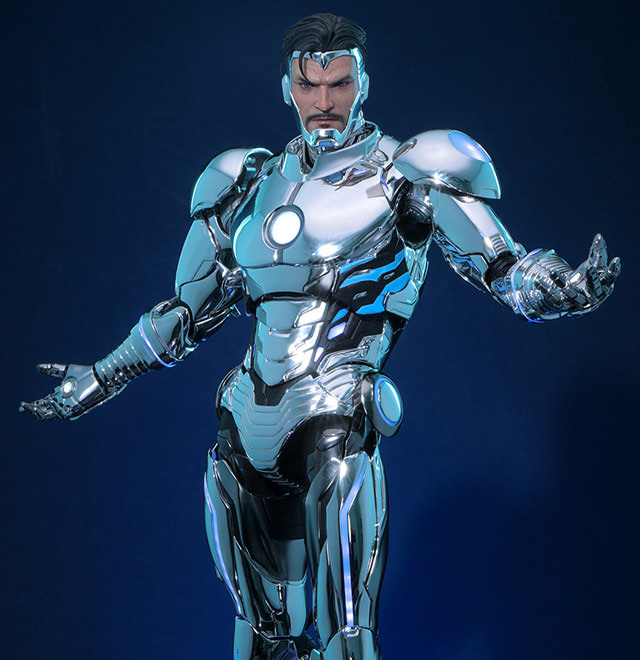 Superior Iron Man Sixth Scale Figure