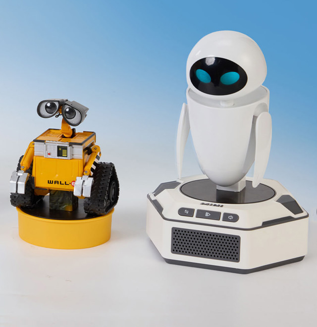 Mini Robot - Wall-E (Disney) Collectible Set by Robosen