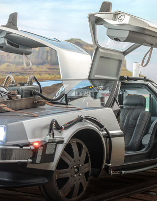 DeLorean Time Machine Sixth Scale Figure Accessory by Hot Toys