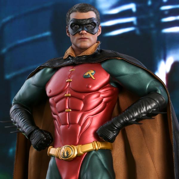 Robin Sixth Scale Figure by Hot Toys