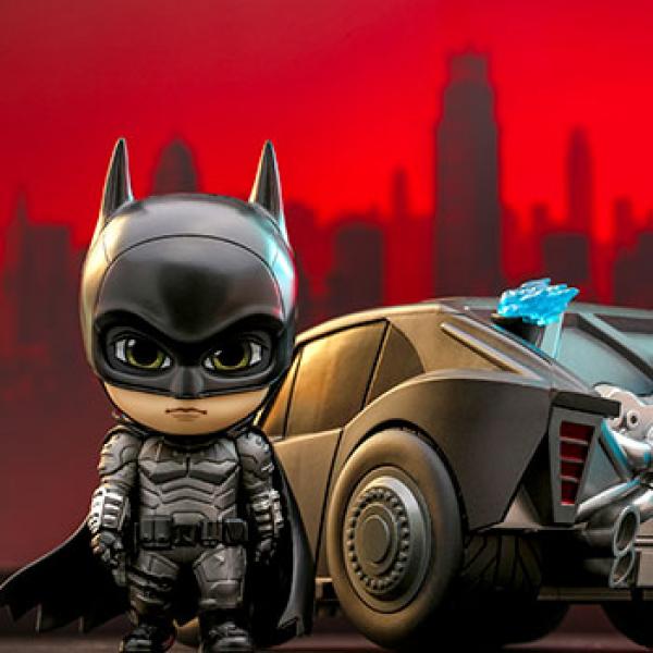 Batman and Batmobile Collectible Set by Hot Toys