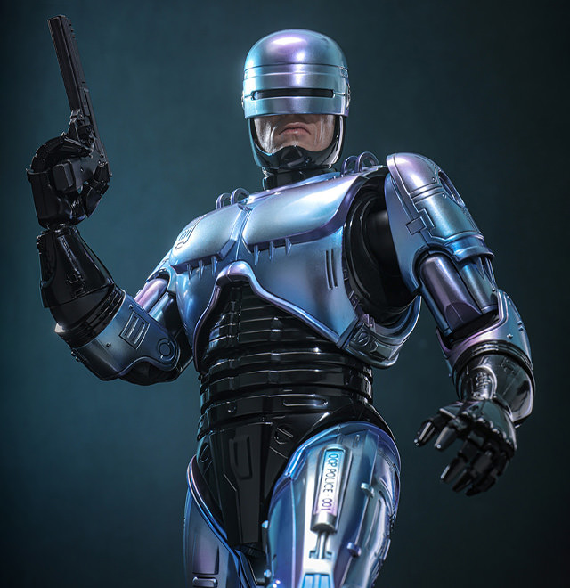 RoboCop Sixth Scale Figure
