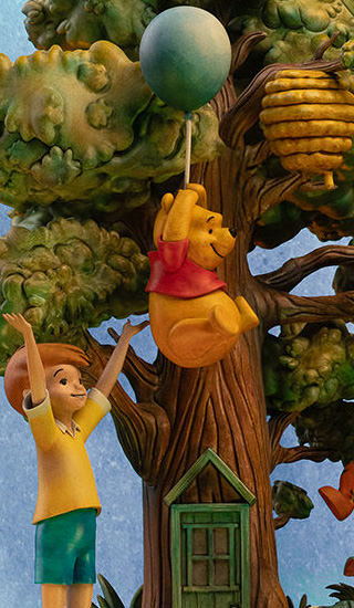 Winnie the Pooh (100th Anniversary) Deluxe 1:10 Scale Statue by Iron Studios