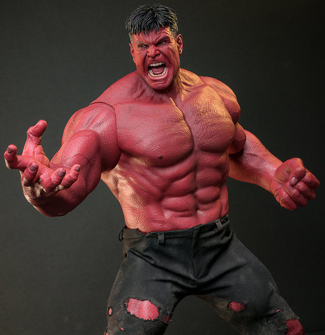 Red Hulk Sixth Scale Figure