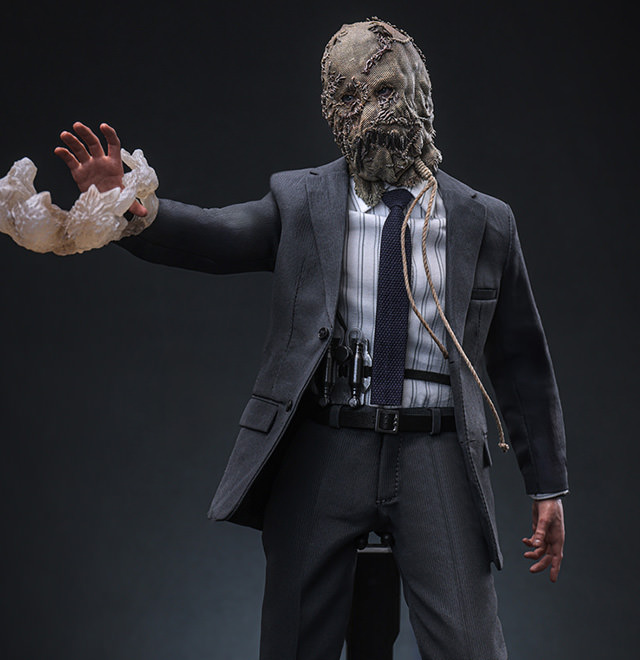 Scarecrow (2.0) Sixth Scale Figure