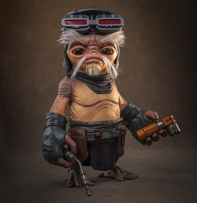 Anzellan Droidsmith™ Life-Size Figure by Hot Toys