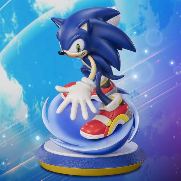 Sonic Statue