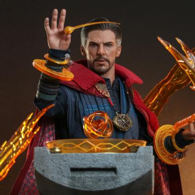 Doctor Strange Sixth Scale Figure Hot Toys