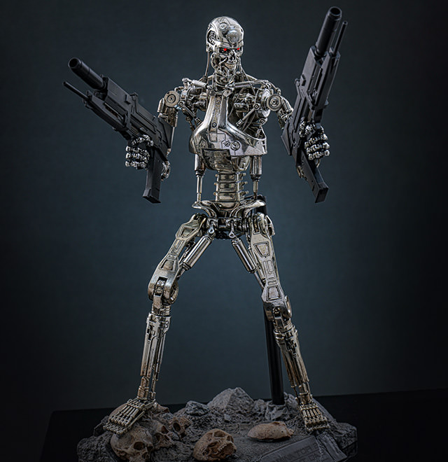 Endoskeleton (Battle Damaged Version) Sixth Scale Figure