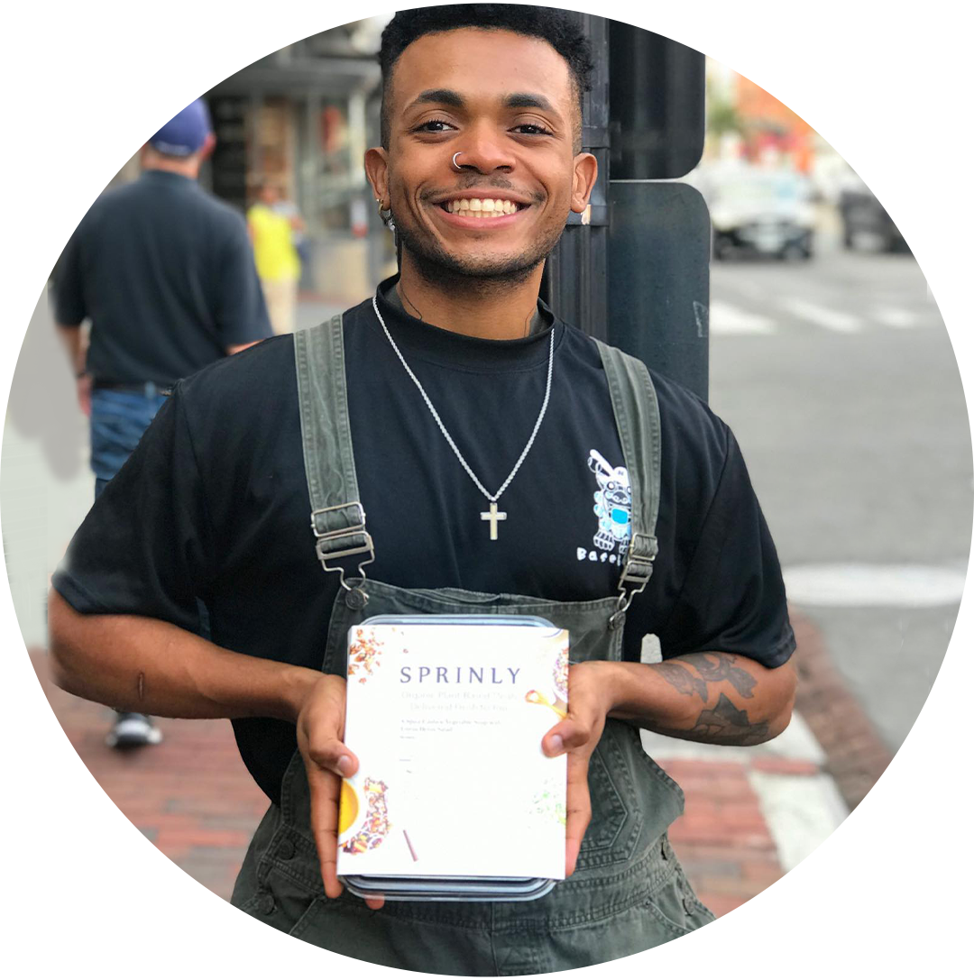 Customer Holding Sprinly Review