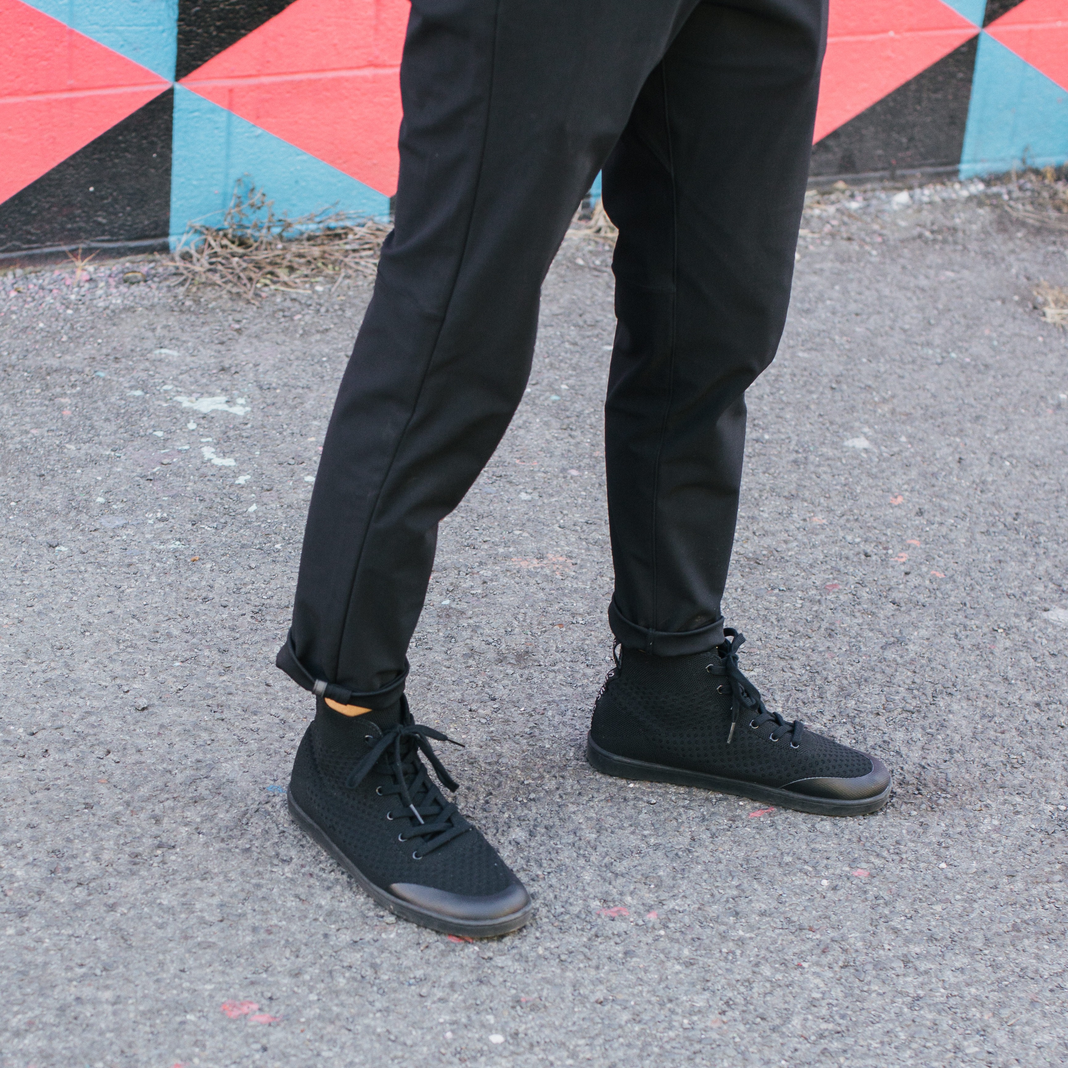 Season-Ready Comfort: Breathable yet weather-protective for all seasons.