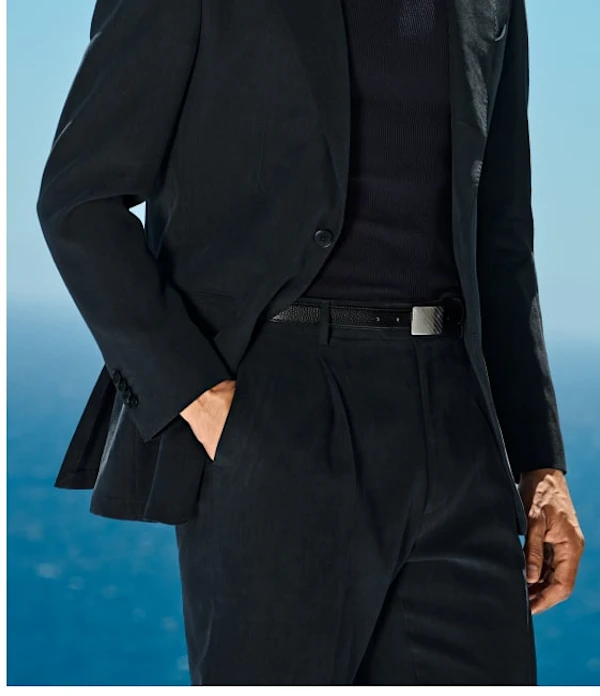 Suit