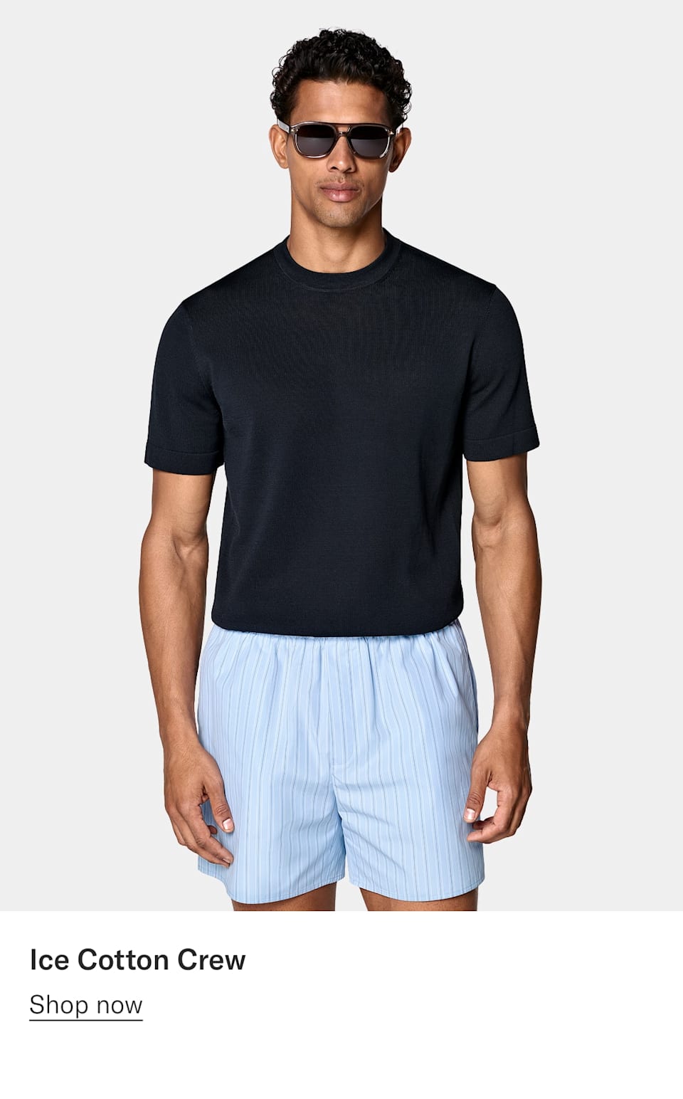 Navy tshirt