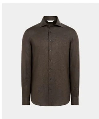brown shirt