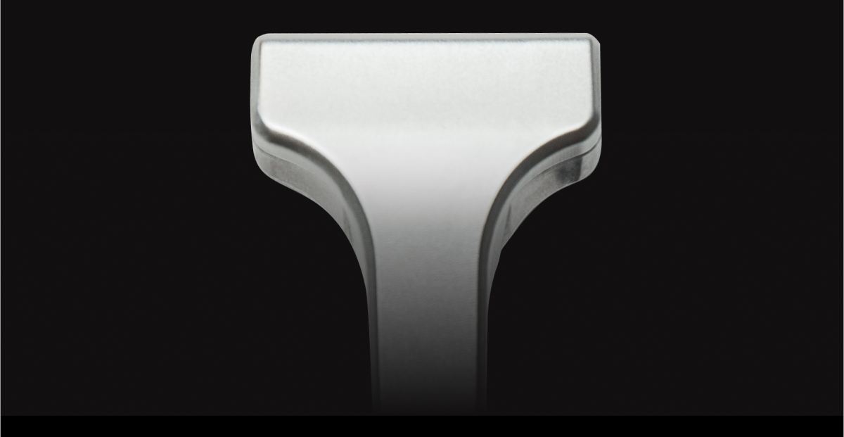 Practice makes precise. As you learn the technique of single blade shaving, you’ll experience fewer ingrowns and calmer skin day after day. Button: Get The SE.