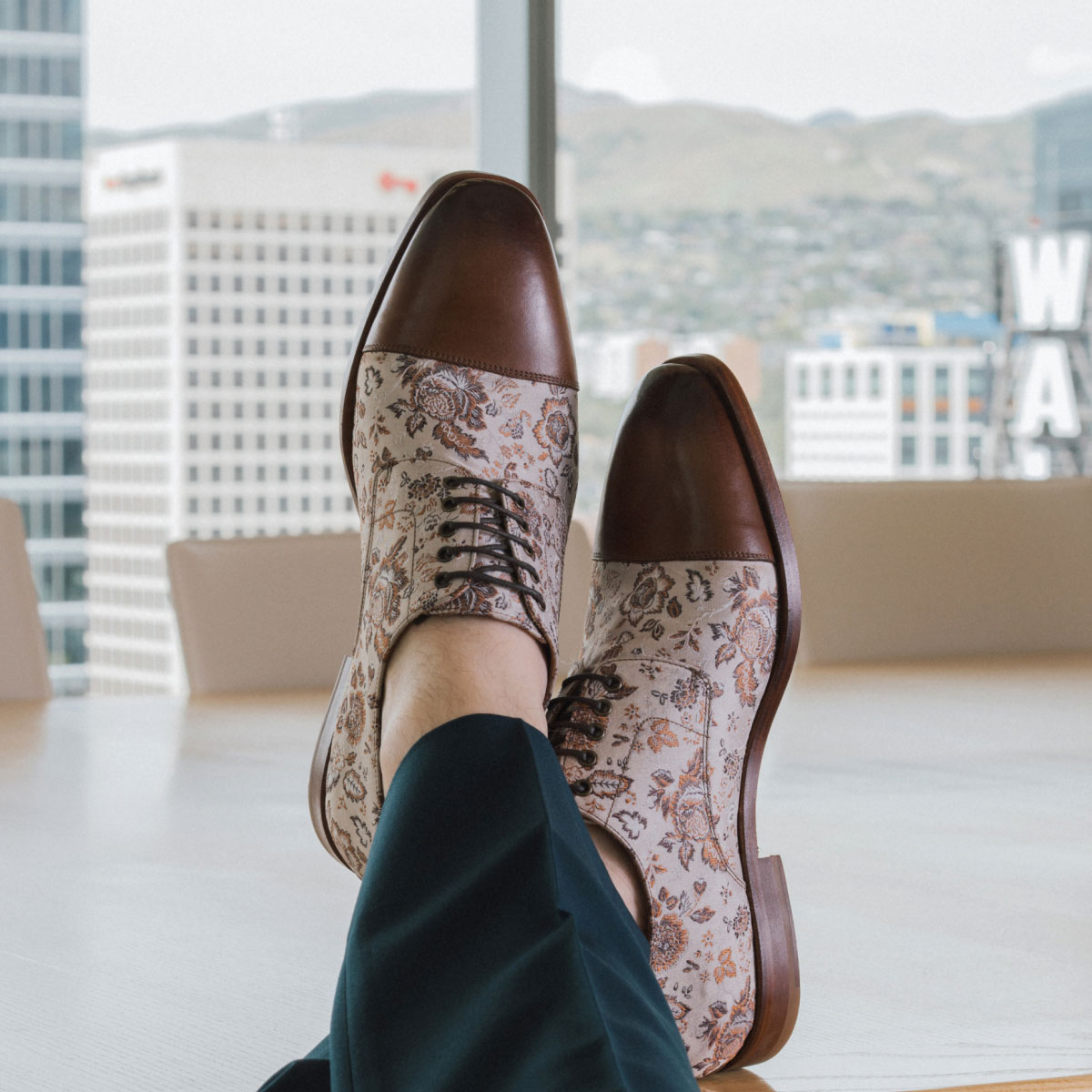 The Jack Oxford Shoe in Desert Floral